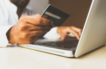 Como adiar o pagamento da fatura do cartão de crédito