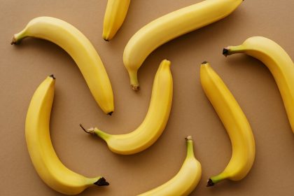 A Influência dos Juros Reais e da Inflação no Poder de Compra Uma Lição com Bananas