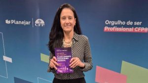 Quando o sucesso profissional esconde uma crise financeira