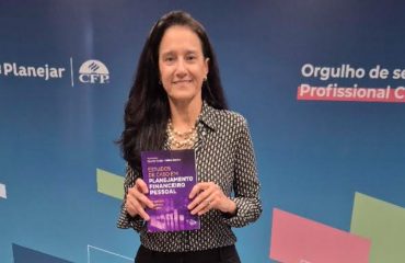 Quando o sucesso profissional esconde uma crise financeira